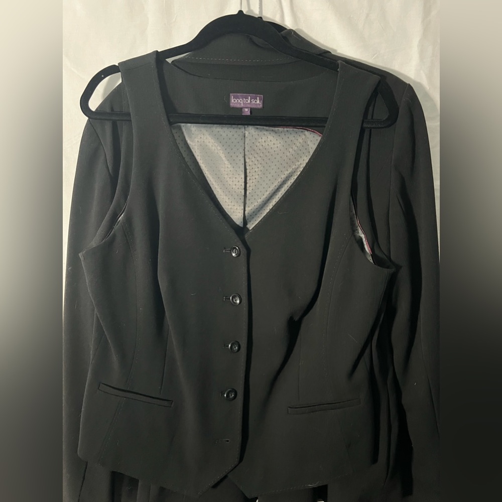 Long Tall Sally Vest in black